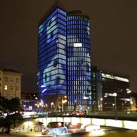 Family Deluxe A Stone Throw From The City Centre And Danube Vienna Exterior photo
